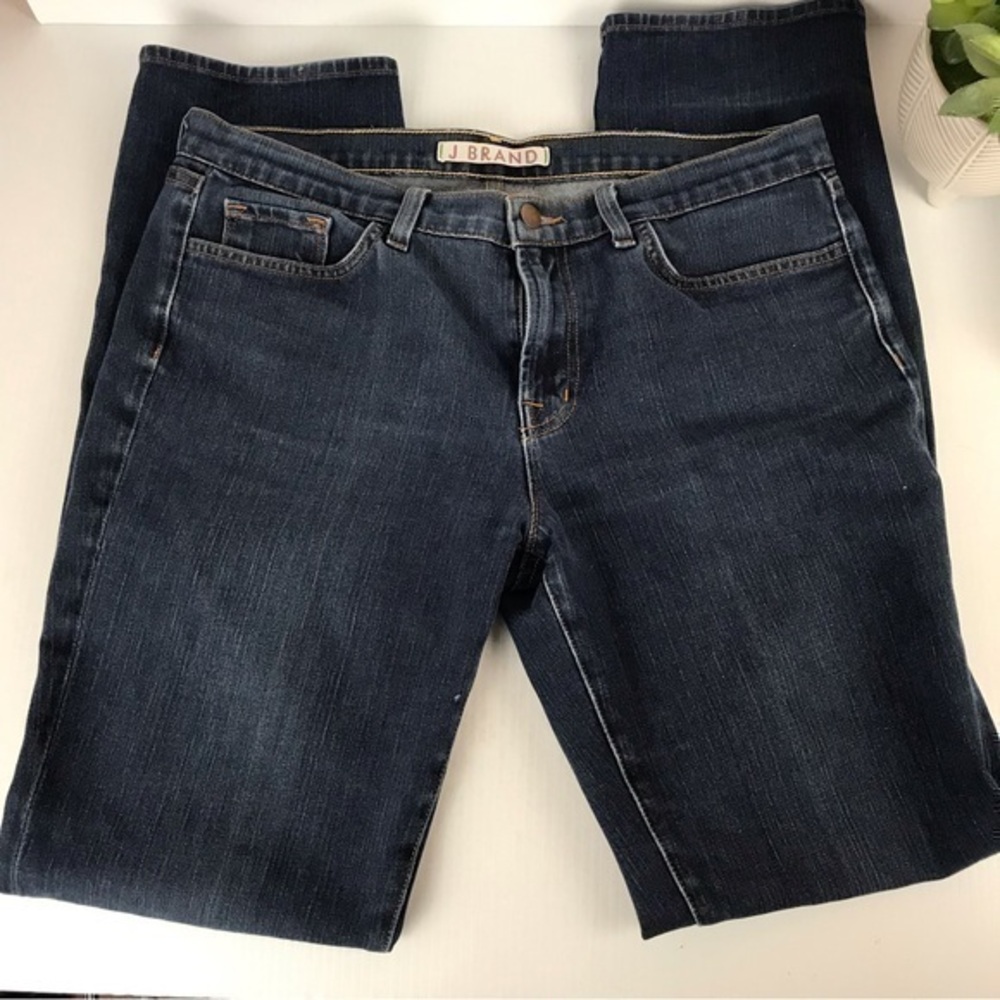 J.Brand Straight Leg Jean Size 31